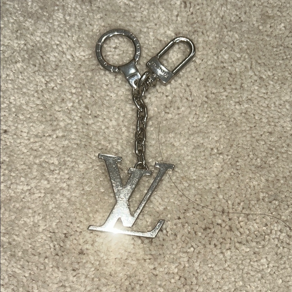 Louis Vuitton LV Silver Keychain Charm